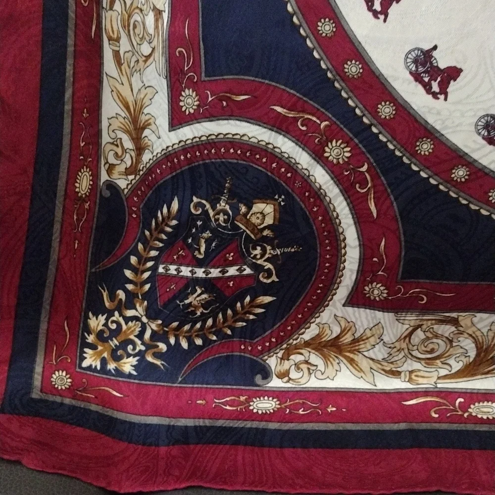 Elegant Red and Blue Patterned Scarf
